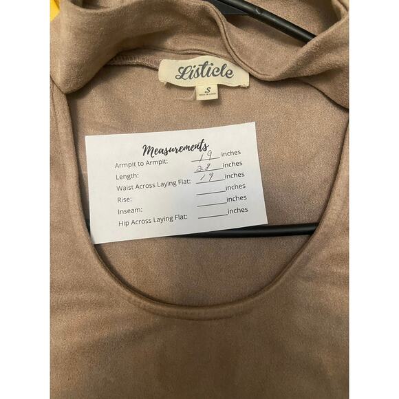 Listicle women’s brown suede short sleeved shirt size small - Picture 3 of 7